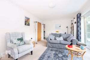 Photo 13- click for photo gallery